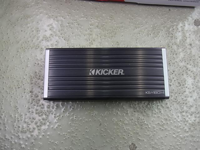 KICKER Key180.4 の取り付け　京都　福知山
