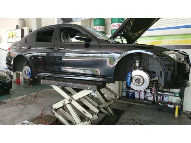 芦屋 持ち込み車整備　輸入車 ＢＭＷ ブレーキローター交換 ＆ スプリング交換 ： 車整備【車作業 店：ＤＤ芦屋セントラル店（朝日石油株式会社）　阪神間 ７ヶ所のネットワーク 国家整備士 在籍で 安心 なお店】