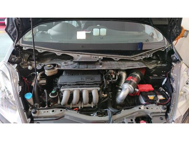 芦屋 持込 車整備 ホンダ フィット  サスペンション ショックアブソーバー 交換： 車整備【車作業 店：ＤＤ芦屋セントラル店（朝日石油株式会社）　阪神間 8ヶ所のネットワーク 国家整備士 在籍で 安心 なお店】