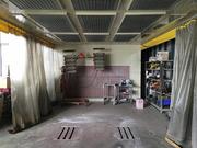 板金塗装もお任せ下さい。塗装ブース完備。バンパーの修理もご相談下さい。