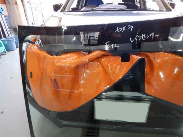 スバル　インプレッサ　フロントガラス交換