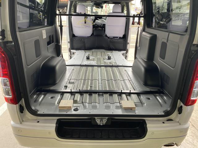 ハイエース 荷室部分にスライドフロア取付【姫路市 車検 修理 ハイエース 荷室部分にスライドフロア取付【姫路市 車検 修理