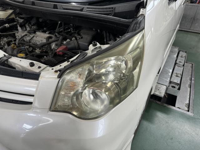 トヨタ　ノア　ヘッドライトコーティング【姫路市 車検 修理 鈑金 取付 保険 コーティングお任せください】