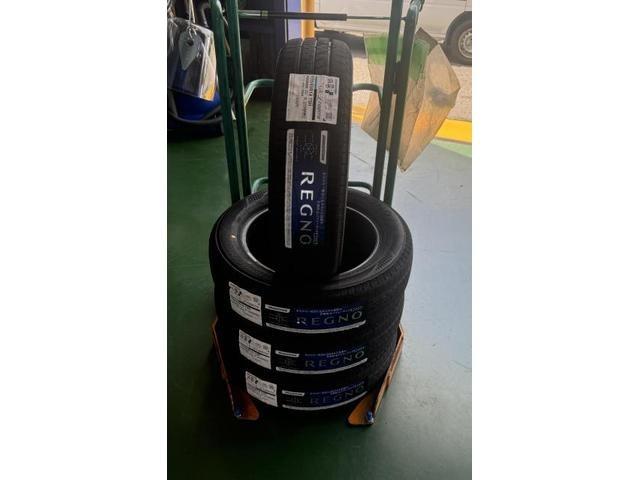 ムーヴ　タイヤ交換【姫路市 車検 修理 鈑金 取付 保険 コーティングお任せください】