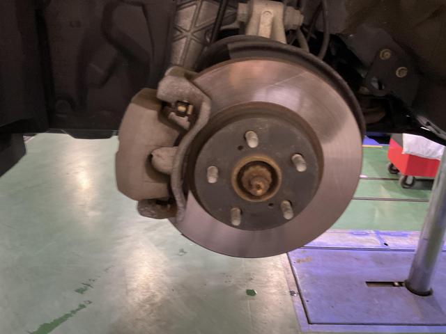 レクサス　ＣＴ200　足回り異音修理・整備