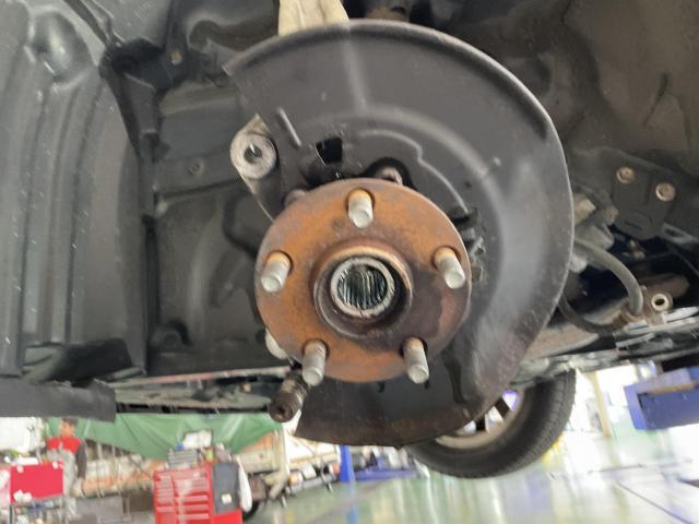 レクサス　ＣＴ200　足回り異音修理・整備