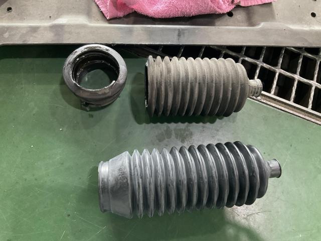 三菱　パジェロ　車検　ステアリングラックブーツ交換。【姫路市 車検 修理 鈑金 取付 保険 コーティングお任せください】