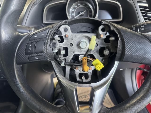 マツダ アクセラ エアバッグ警告灯点灯修理【姫路市 車検 修理 鈑金 取付 保険 コーティングお任せください】