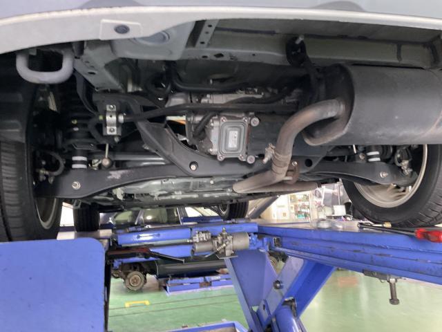 三菱　アウトランダーＰＨＥＶ　リア異音修理、【姫路市 車検 修理 鈑金 取付 保険 コーティングお任せください】