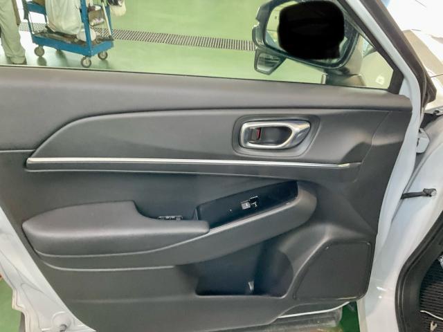 ホンダ　ヴェゼル　ドアミラー交換　修理・整備