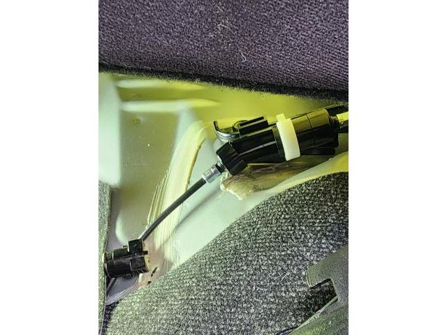 トヨタ　カローラフィールダー　シートバックか倒れない修理【姫路市 車検 修理 鈑金 取付 保険 コーティングお任せください】