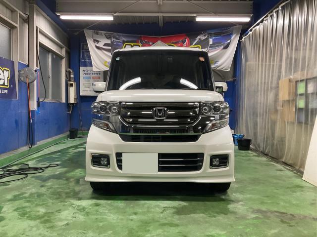 ホンダ　Ｎ－ＢＯＸカスタム　クリスタルキーパー施工【姫路市 車検 修理 鈑金 取付 保険 コーティングお任せください】