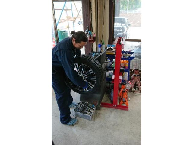 225/45R18 タイヤ交換 持込取付　千葉県成田市・富里市・印西市・八街市・佐倉市・香取市・酒々井・印旛郡・香取郡・多古町・山武市・佐原の方も大歓迎！！