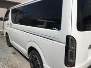 ハイエースの取付、お任せ下さい