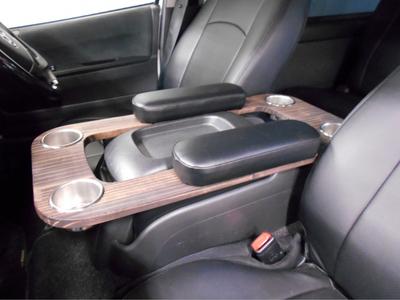 作品例：アームレスト