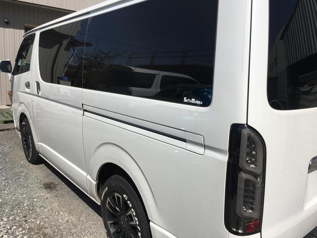 ハイエースの取付、お任せ下さい