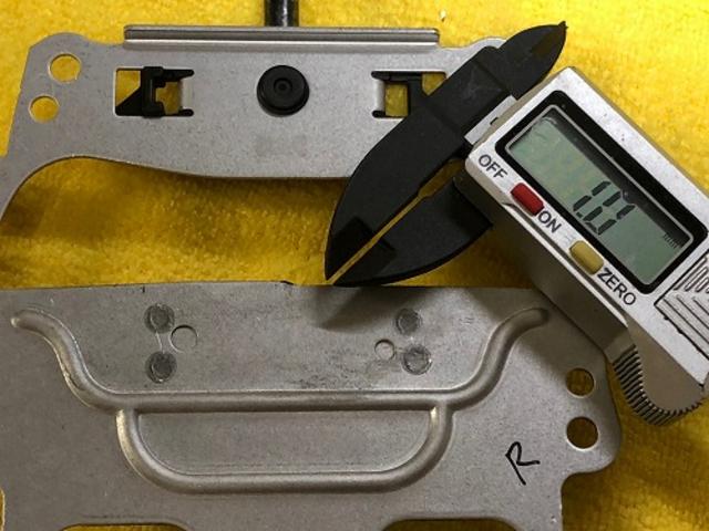 JDS-外車改善ラボ- USレクサス LX570 ｽｰﾊﾟｰﾁｬｰｼﾞｬｰ ヘッドライト、ロービーム、カットライン、日本仕様、光軸調整、車検対応、加工 右側通行 左側通行 改善 適合