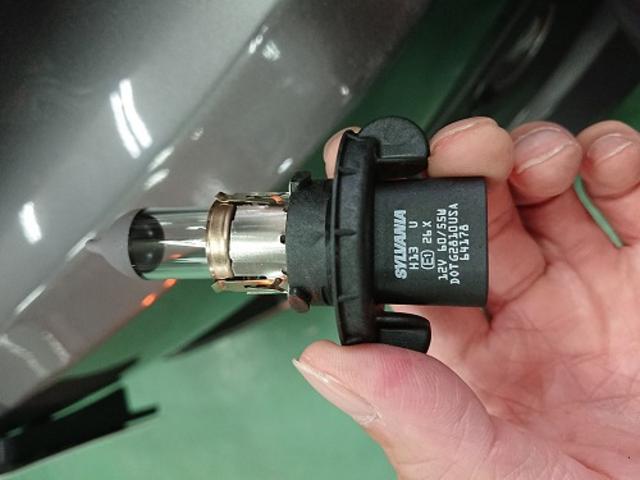 JDS-外車改善ラボ- 「フォード マスタング」 アメ車 ヘッドライト ロービーム ハイビーム カットライン すれ違い 前照灯 日本光軸 調整 車検 対応 対策 合格 加工 改善 適合 変更 HID 