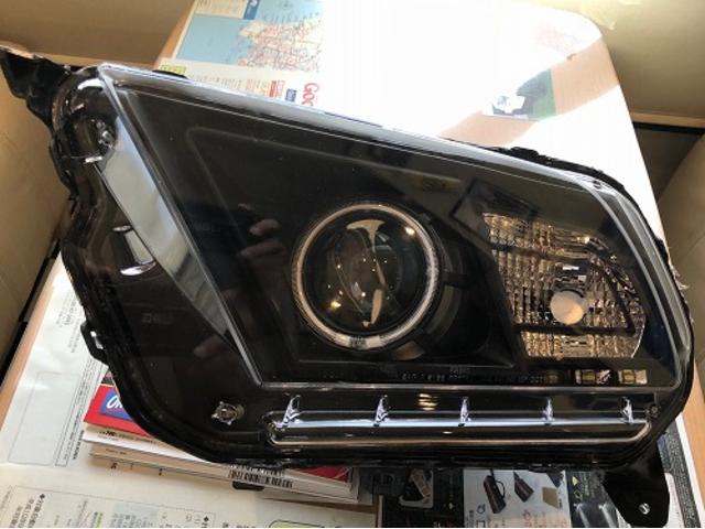 JDS-外車改善ラボ- 「フォード マスタング」 アメ車 ヘッドライト ロービーム ハイビーム カットライン すれ違い 前照灯 日本光軸 調整 車検 対応 対策 合格 加工 改善 適合 変更 HID 