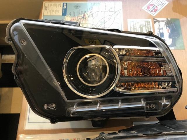 JDS-外車改善ラボ- 「フォード マスタング」 アメ車 ヘッドライト ロービーム ハイビーム カットライン すれ違い 前照灯 日本光軸 調整 車検 対応 対策 合格 加工 改善 適合 変更 HID 