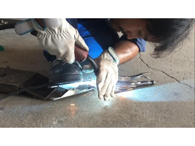 JDS-外車改善ラボ- 「フォード マスタング」 アメ車 ヘッドライト ロービーム ハイビーム カットライン すれ違い 前照灯 日本光軸 調整 車検 対応 対策 合格 加工 改善 適合 変更 HID 