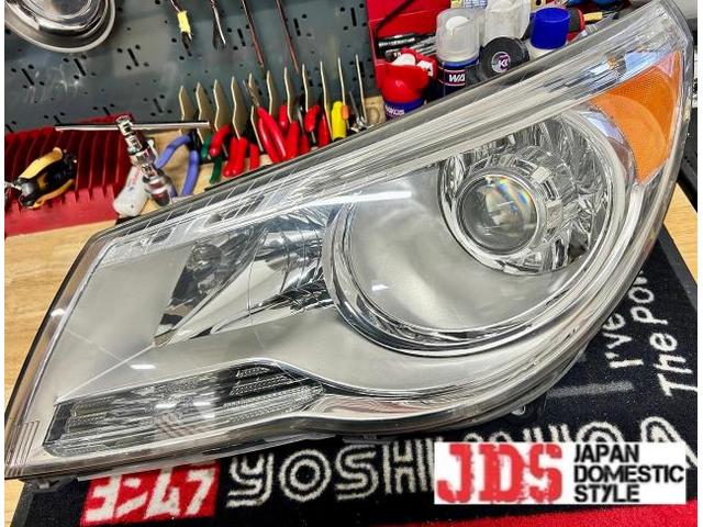 【日本光軸ﾍｯﾄﾞﾗｲﾄ】ﾌｫﾙｸｽﾜｰｹﾞﾝ ﾙｰﾀﾝ 2011「JDS Mｼﾘｰｽﾞ」純正 HID 車検対応 対策 加工 修理 日本仕様 左側通行 予備車検 鳥取県鳥取市より