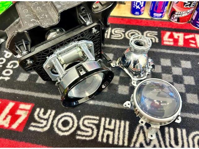 【日本光軸ﾍｯﾄﾞﾗｲﾄ】ﾀﾞｯｼﾞ ﾁｬﾚﾝｼﾞｬｰ 2017 SXTﾌﾟﾗｽ 「JDS Pｼﾘｰｽﾞ」車検 対応 対策 加工 修理 日本仕様 左側通行 予備車検  埼玉県吉川市より