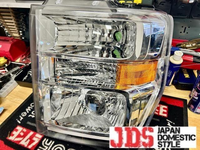 日本光軸ヘッドライト】フォード エコノライン E-150 2014 「JDS Mシリーズ」 純正 日本光軸ヘッドライト】フォード エコノライン E-150 2014 「JDS Mシリーズ」 純正