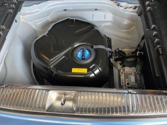 メルセデス・ベンツ　W212 Eクラス ディーゼル　エンジンチェックランプ点灯　アドブルー　ヒーターエレメント交換