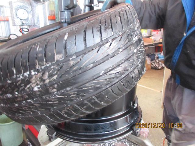 20インチ!! YOKOHAMA ice GUARD　SUVG075タイヤ交換です!!