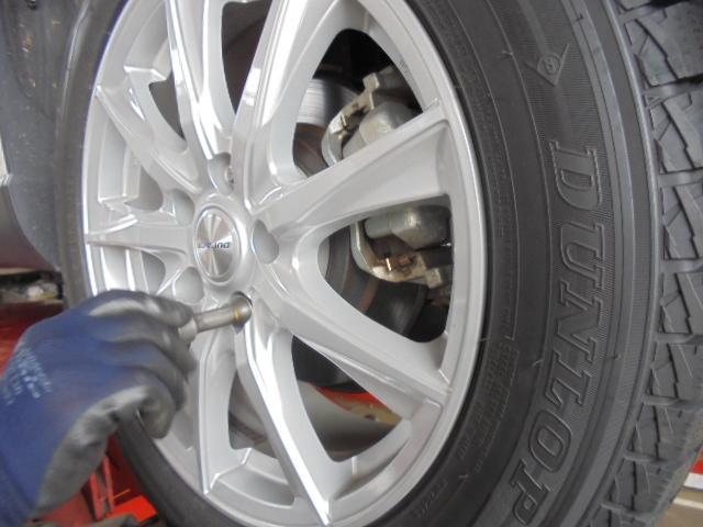 カローラクロスHV　タイヤ交換⁺ オイル交換⁺ ！
