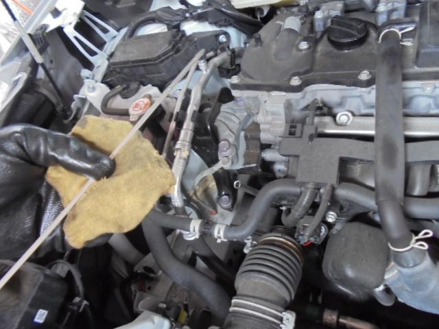 カローラクロスHV　タイヤ交換⁺ オイル交換⁺ ！
