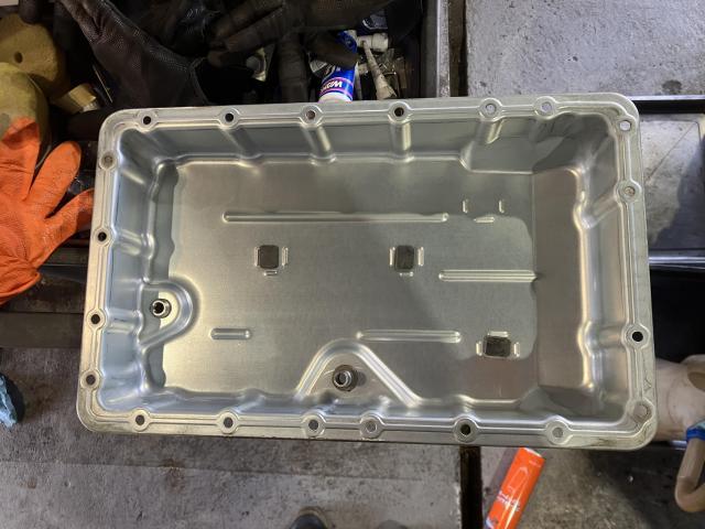 トルコン太郎　ＡＴＦ圧送交換　『トヨタ　クラウン』　千葉県　千葉市　船橋市　市川市　松戸市　柏市　東京都23区　江戸川区　葛飾区　足立区　江東区　墨田区　歓迎！