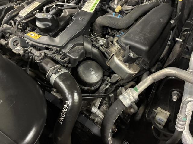 京都　メルセデス・ベンツ　GLC　ディーゼル　オイル交換　オイルエレメント　久御山町　伏見　八幡　ベンツ　オイル　整備　メンテナンス