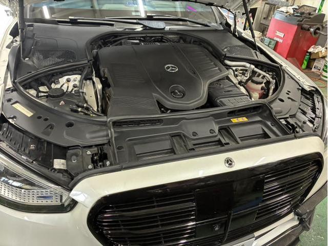 京都　メルセデスベンツ　Sクラス　エンジンオイル交換　久御山町　伏見　八幡　ベンツ　W223　外車　輸入車　整備　メンテナンス