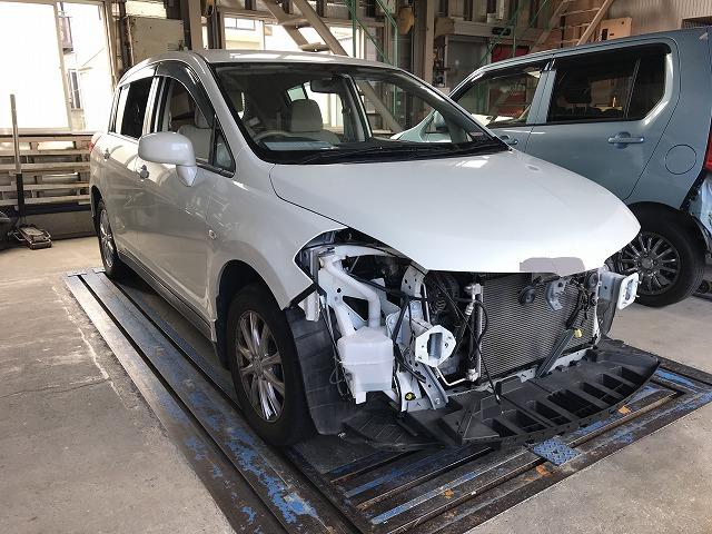 鈑金塗装　修理　保険修理対応　アライメント