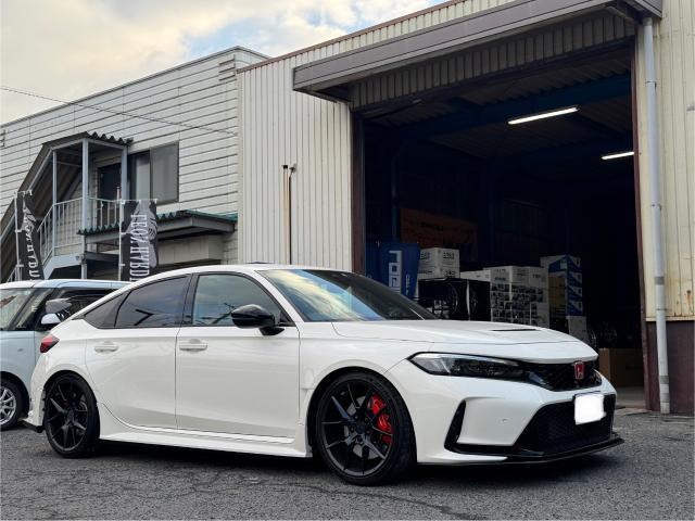 FL5 シビック タイプR  持込 マクストン デザイン フロントリップスポイラー取付 広島市 持込取付 持込タイヤ交換 エアロパーツ取付もお任せください