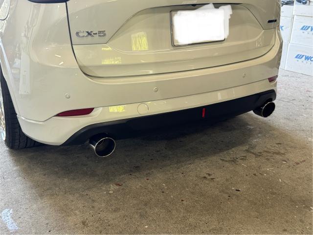 CX-5 マフラー交換 ブリッツ ニュルスペックカスタムエディション 左右出し　広島市　安佐南区　タイヤ交換　持込タイヤ交換　タイヤ裏組　持込取付