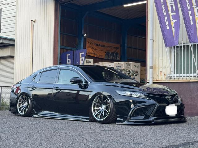 カムリ US 限定車 デイライト 持込取付 広島市 安佐南区 五日市 佐伯区 タイヤ交換 持込タイヤ交換 タイヤ裏組 持込取付 各パーツ持込取付もお任せください。