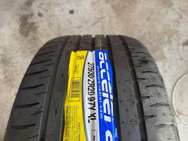 BMW 持込タイヤ交換 245/35-20 275/30-20 アクセレラ    広島市　安佐南区　五日市　佐伯区　タイヤ交換　持込タイヤ交換　タイヤ裏組　持込取付
