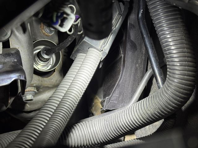 レクサスLS500 O2センサーご依頼、交換   広島市　安佐南区　五日市　廿日市　佐伯区　持込取付　持込タイヤ交換　タイヤ交換　タイヤ裏組　