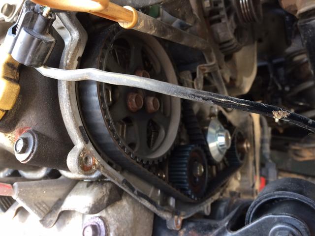 タイミングベルト交換　車検　サンバー