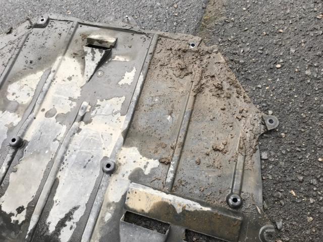 アウディTT 車検整備　エンジンチェックランプ点灯　ラムダプローブ交換　ブレーキパッド交換　ディスクローター交換　エンジンオイル交換　福島県　白河市　輸入車メンテナンス　TOTALオイル正規取扱店　中古車販売店