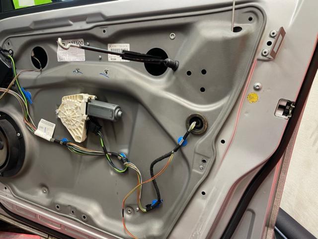 メルセデスベンツ Aクラス W169 ドアロック不良 鍵が掛からない