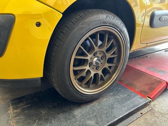 ルノー　カングー　エンジンオイル交換　FUCHS 5W-30  ホイールバランス調整　ハンドルがブレる　車体が振動する　福島県　白河市　輸入車メンテナンス　輸入中古車販売店