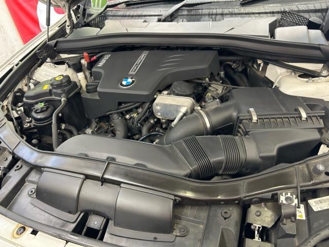 BMW X1 E84 エンジンオイル漏れ　エンジンルームから煙　オイルが焼けた臭い　福島県　白河市　輸入車修理　輸入車メンテナンス　輸入中古車販売店