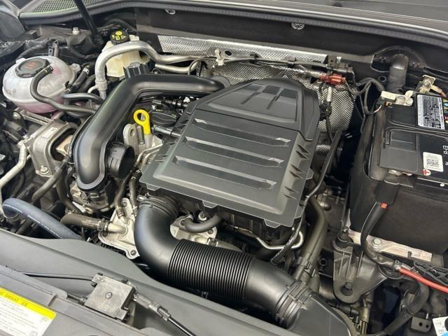 アウディ　Ｑ２　エンジンオイル交換　サービスリセット　FUCHS GTFLEX 5W-30  輸入車メンテナンス　車検見積　タイヤ見積　福島県　白河市　輸入車販売店