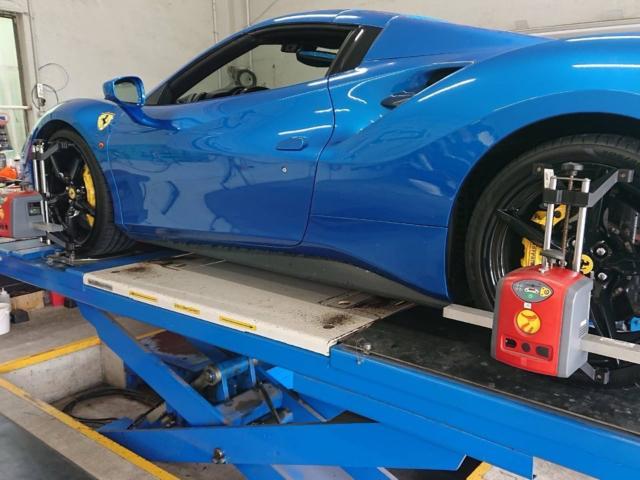 フェラーリ　４８８スパイダー　4輪アライメント調整　タイヤ空気圧調整　車両診断テスト　スーパーカーメンテナンス　スーパーカー販売店　福島県　白河市