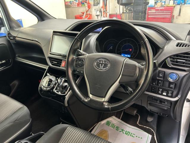 中古車販売　オーダー車両販売　トヨタ　ヴォクシーHV  お探しのお車見つけます　ご予算に応じて　オートローン完備　有償保証有り　福島県　白河市