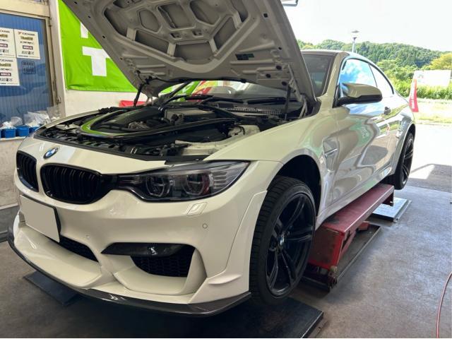 車両カスタム　ＢＭＷ　Ｍ４　F82  カーボンサイドステップ取付　クリア塗装　ホイールマッチング　ホイールツライチ　20インチ　輸入車カスタム　輸入車販売店　福島県　白河市